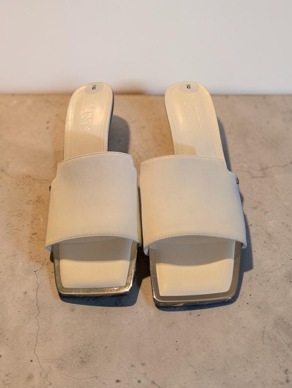 NWOT DNKY White Slide Sandals with Square Toe